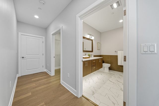 18 Cliveden St 201, Quincy, MA 02169