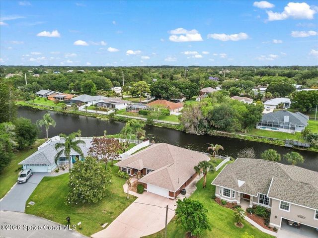 162 Concha Drive, Sebastian, FL 32958