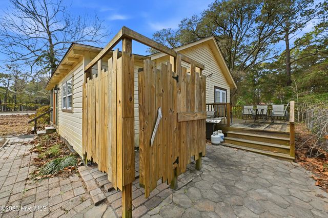 2072 Boones Neck Road SW, Supply, NC 28462