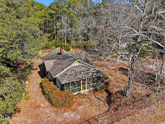 2072 Boones Neck Road SW, Supply, NC 28462