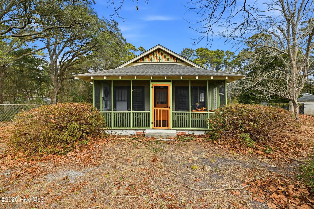 2072 Boones Neck Road SW, Supply, NC 28462