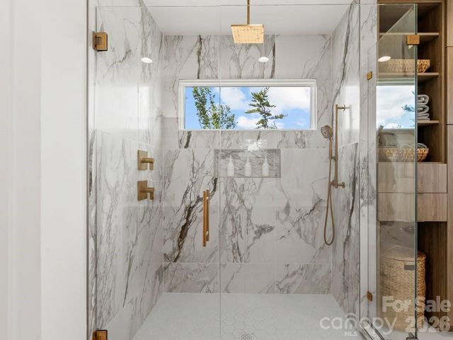 98 Running Ridge Road, Asheville, NC 28804