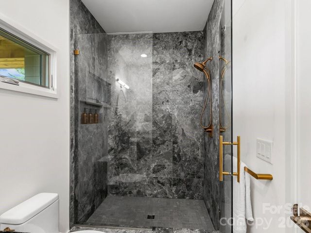 98 Running Ridge Road, Asheville, NC 28804