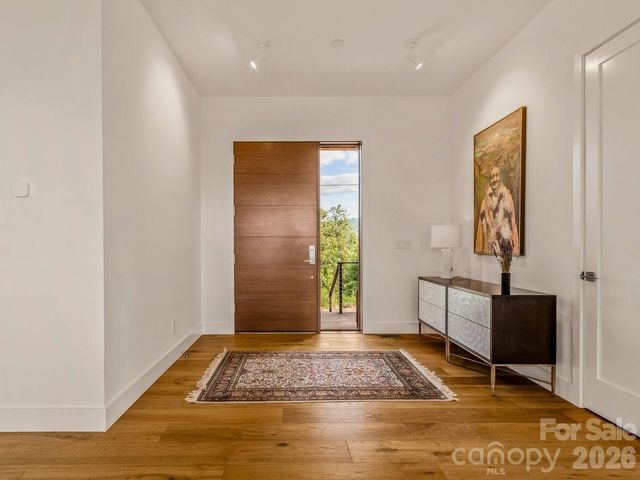 98 Running Ridge Road, Asheville, NC 28804