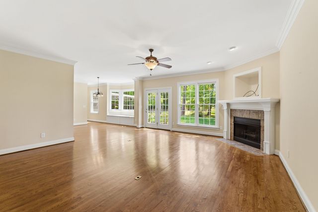 209 Cotton Ln, Franklin, TN 37069