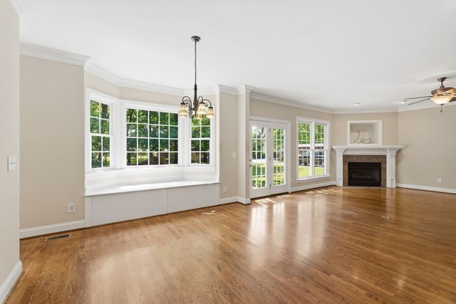 209 Cotton Ln, Franklin, TN 37069