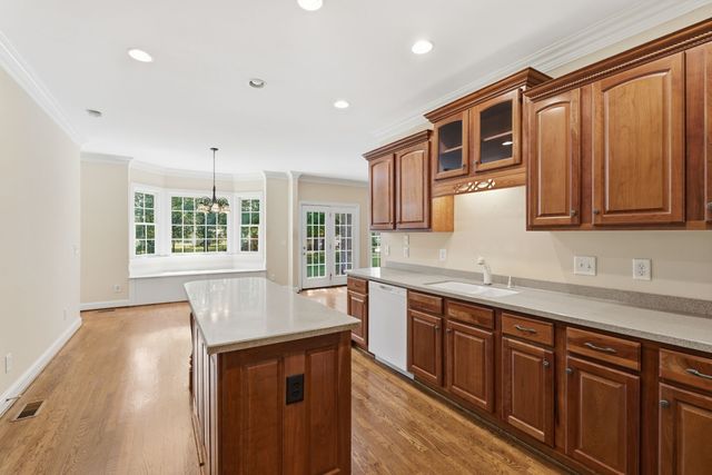 209 Cotton Ln, Franklin, TN 37069
