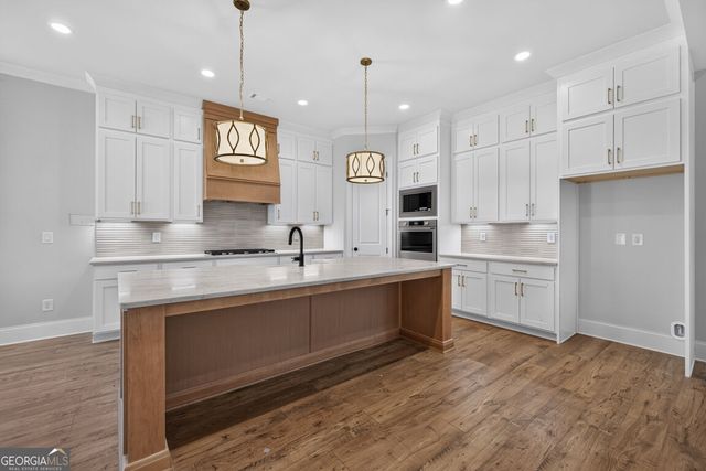 5808 Mitchell Street, Flowery Branch, GA 30542