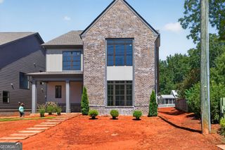 5808 Mitchell Street, Flowery Branch, GA 30542