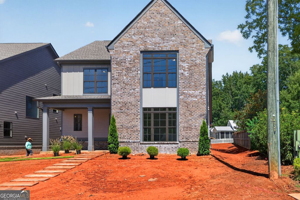 5808 Mitchell Street, Flowery Branch, GA 30542