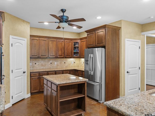147 CR 4230, Winnsboro, TX 75494
