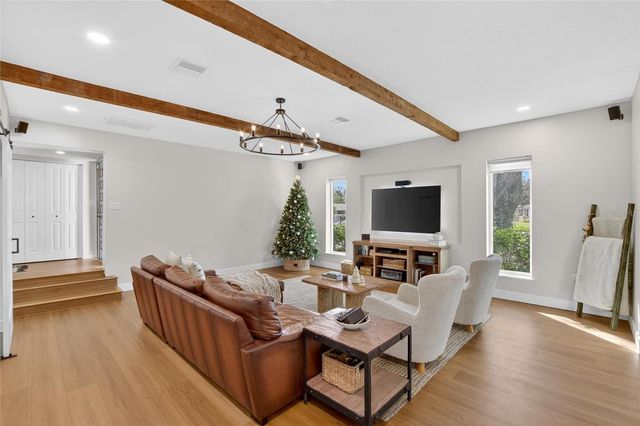 8063 QUINN COURT, Seminole, FL 33777