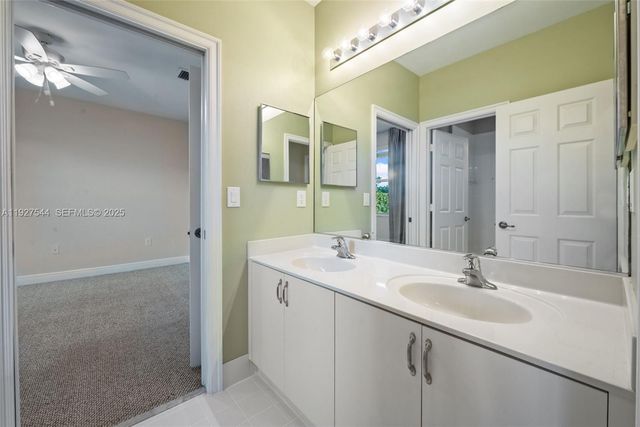 15275 SW 38th St 15275, Davie, FL 33331