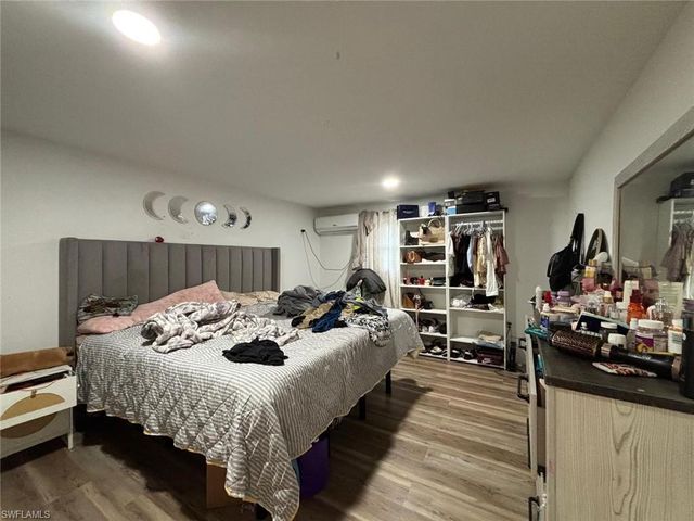 8326 Breeze DR, North Fort Myers, FL 33917