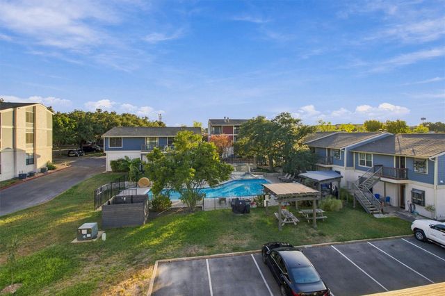 2215 Post RD 2055, Austin, TX 78704