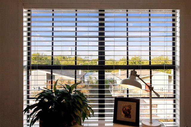 2215 Post RD 2055, Austin, TX 78704