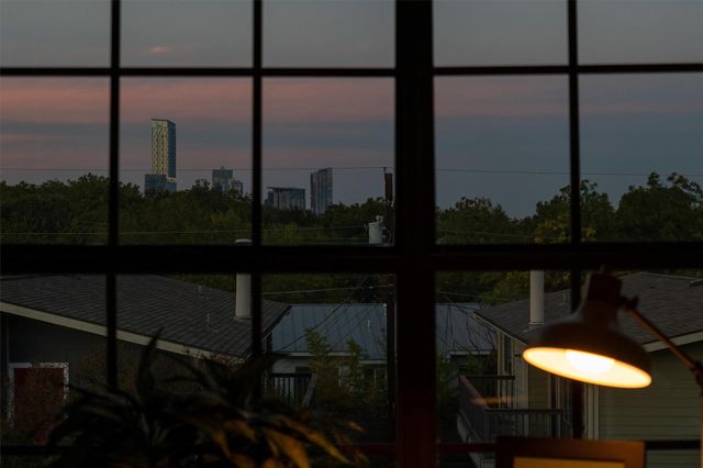 2215 Post RD 2055, Austin, TX 78704