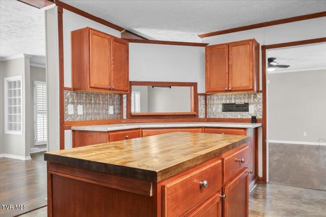 420 Cook Hollow Road, Bristol, TN 37620
