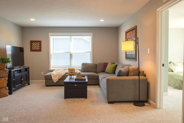 15960 Trestle Drive, Westfield, IN 46074