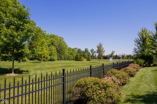 15960 Trestle Drive, Westfield, IN 46074