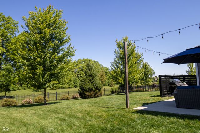 15960 Trestle Drive, Westfield, IN 46074