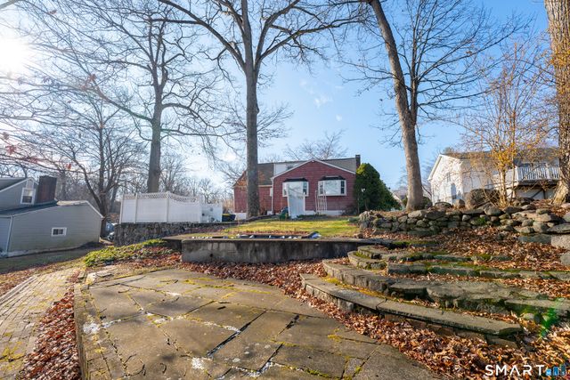 20 Oak Ridge Gate, Danbury, CT 06810