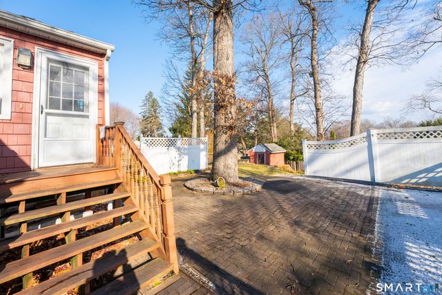 20 Oak Ridge Gate, Danbury, CT 06810