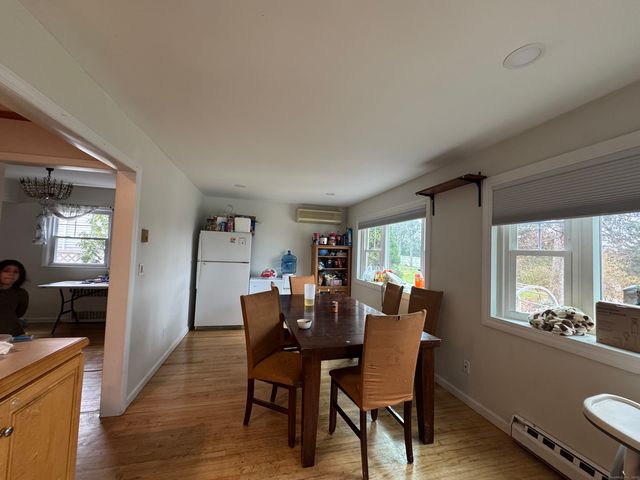 20 Oak Ridge Gate, Danbury, CT 06810