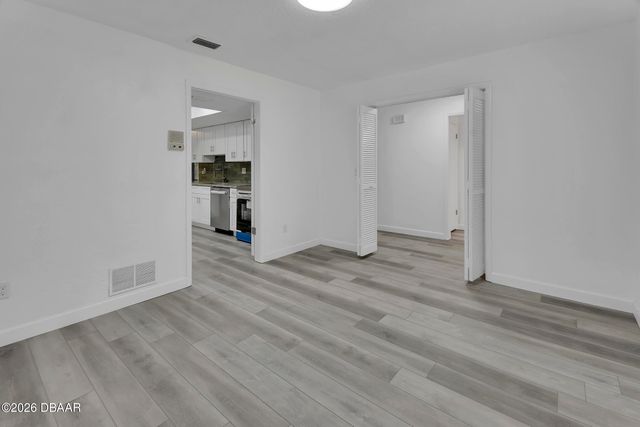 1411 N Beach Street, Ormond Beach, FL 32174