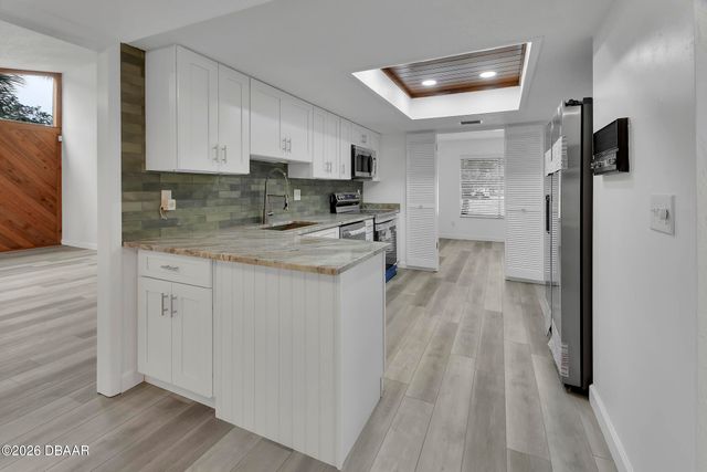 1411 N Beach Street, Ormond Beach, FL 32174