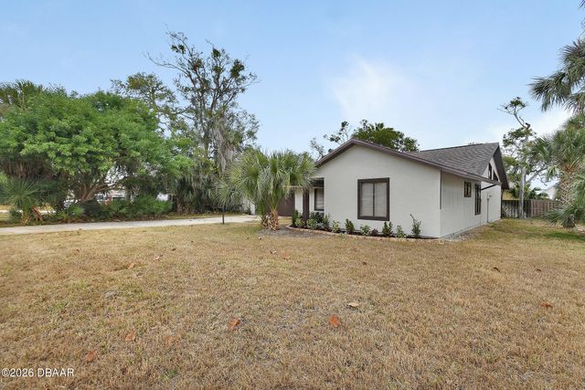 1411 N Beach Street, Ormond Beach, FL 32174