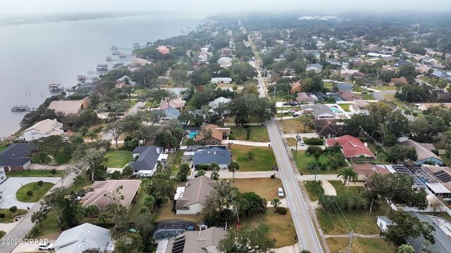 1411 N Beach Street, Ormond Beach, FL 32174