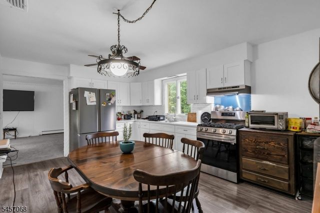 1996 Amwell Rd, Franklin Twp., NJ 08873