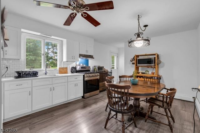 1996 Amwell Rd, Franklin Twp., NJ 08873