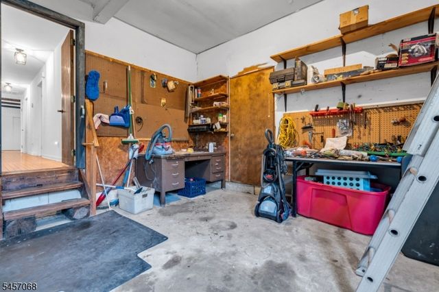 1996 Amwell Rd, Franklin Twp., NJ 08873