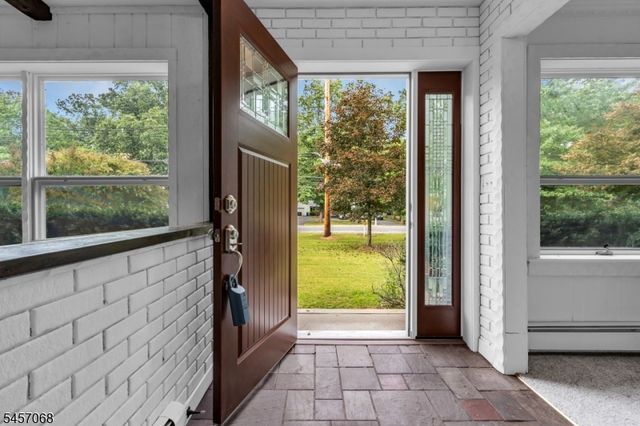 1996 Amwell Rd, Franklin Twp., NJ 08873