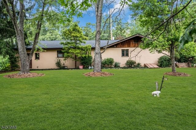 1996 Amwell Rd, Franklin Twp., NJ 08873