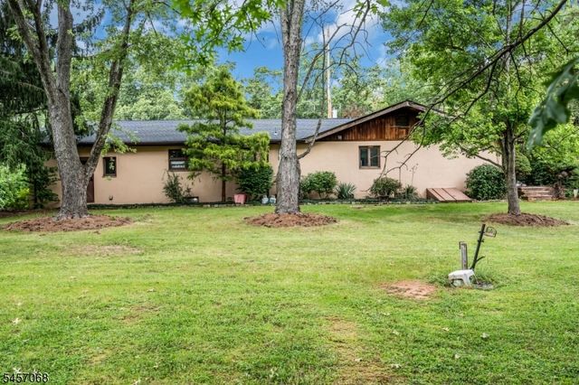 1996 Amwell Rd, Franklin Twp., NJ 08873