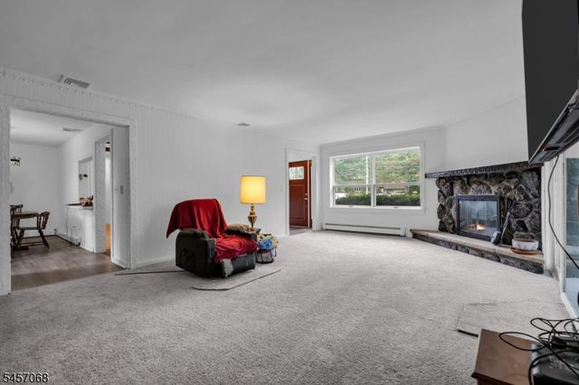 1996 Amwell Rd, Franklin Twp., NJ 08873