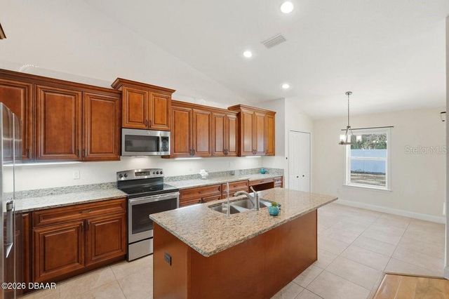 233 ULLIAN TRAIL, Palm Coast, FL 32164