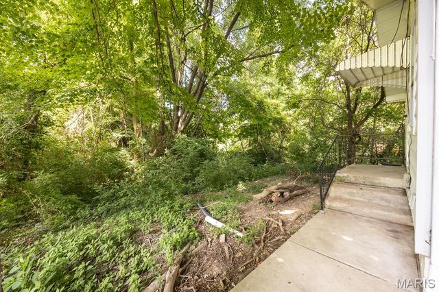 100 N 79th Street, Belleville, IL 62223