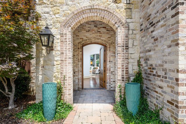 6139 Northaven Road, Dallas, TX 75230