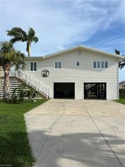 5375 Serenity CV, Bokeelia, FL 33922