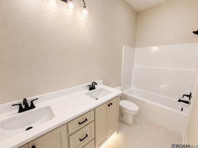 5718 Landmor Dr, Greenwell Springs, LA 70739