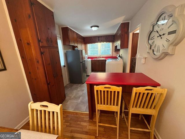 2805 Homeland Drive, Atlanta, GA 30360