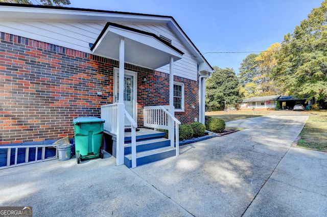 2805 Homeland Drive, Atlanta, GA 30360