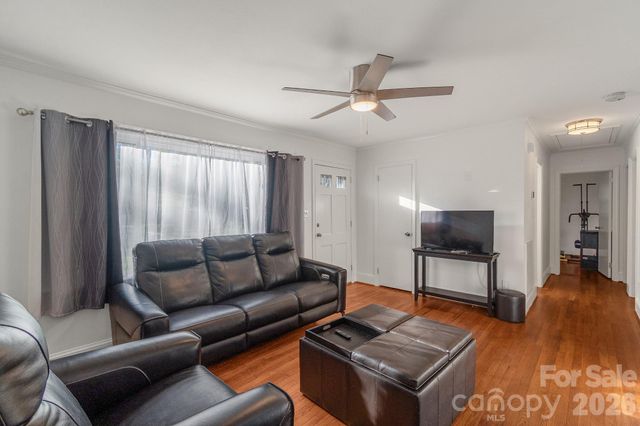 2400 Markham Court, Charlotte, NC 28205