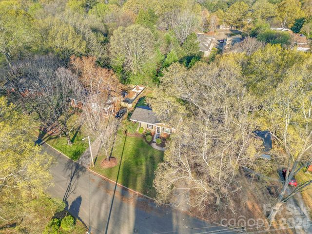 2400 Markham Court, Charlotte, NC 28205