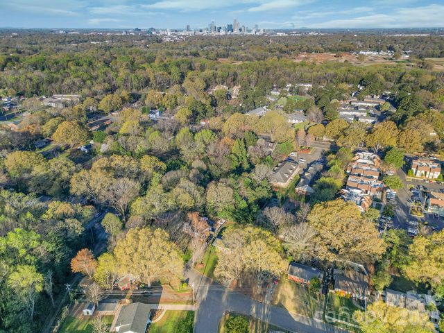 2400 Markham Court, Charlotte, NC 28205