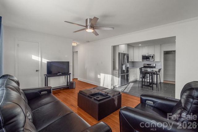 2400 Markham Court, Charlotte, NC 28205